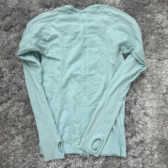 TKEQ EQESTRIAN LONGSLEEVE - Picture 2 of 2